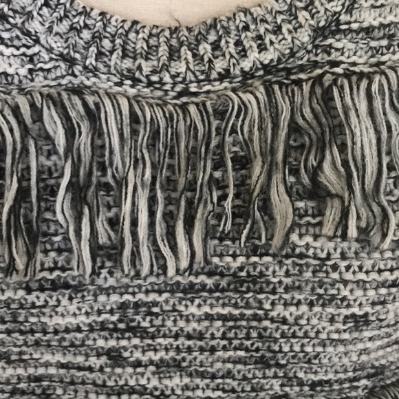 Woman’s Express Fringe Sweater Size S - Picture 2 of 5